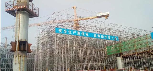 傳統(tǒng)腳手架正在向盤扣腳手架轉(zhuǎn)型！(圖2)